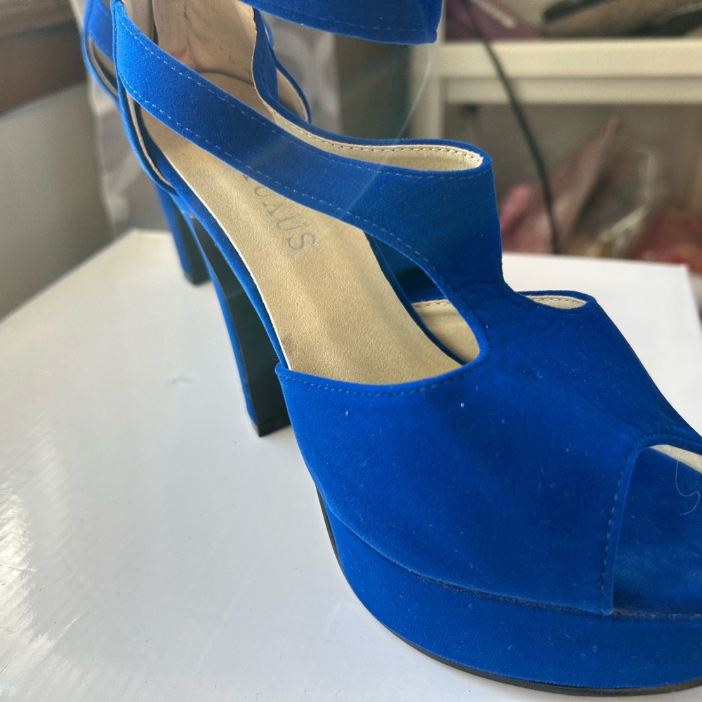 Stylish Blue Women's Heels